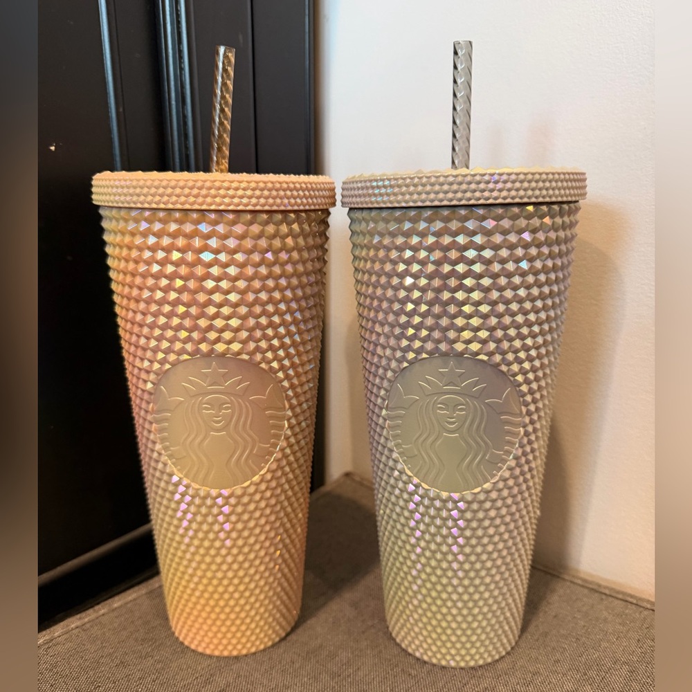 🌶️ NWT Starbucks RARE Overseas Studded Tumblers.